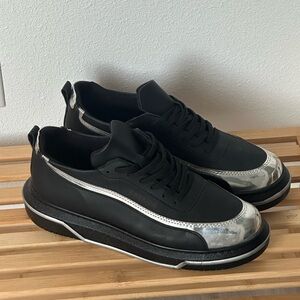 Black Chekich Sneakers